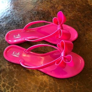 Kali Women Ribbon Bow Flat Jelly Sandal-Hot Pink